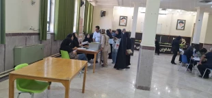 بازدید سرکارخانم میرسالاری رئیس دانشکده دختران خرم‌آباد از روند ثبت نام دانشجویان نو ورود 4